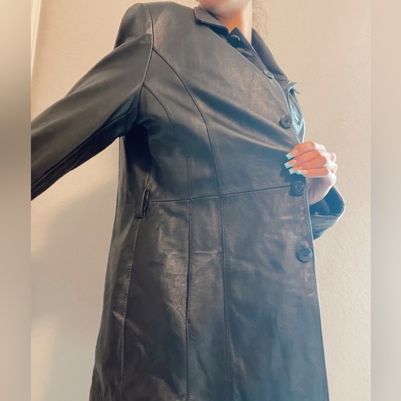 Leather jacket - Picture 5 of 7